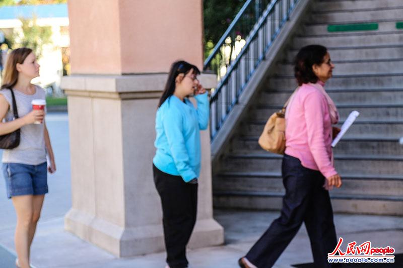 �����x���ڼ��ݹ�����ĳ���ɽ���������d�����(du��)�M(j��n)��ͶƱ������W(w��ng)ӛ������ �z