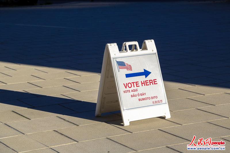 ���ݹ�����ĳ���ɽ���������d���ͶƱվָʾ�ƣ������ð��������ڃ�(n��i)����N�Z�Ԙ�(bi��o)ʾ������W(w��ng)ӛ������ �z