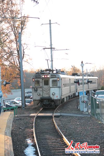 ˹DW(xu)λݵ˹DС(zhn)okԴMУ@˹DD(zhun)վҵĻ܇|z