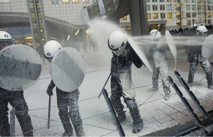 ţ̿h20121126r(sh)ښWh(hu)Bʾr(nng)򾯲쇊ţr(nng)_(ki)C(j)(li)˅Ӟڃʾ(dng)hţُ(gu)r(ji)^(gu)(lin)/Geert Vanden Wijngaert