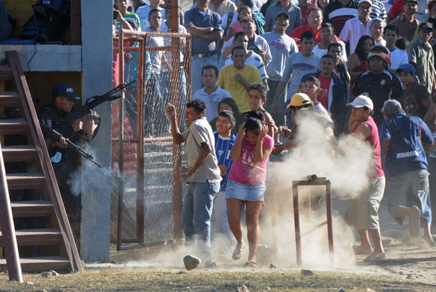 鶼˹O(jin)z2012215鶼˹RʡһO(jin)zl(f)HcO(jin)z⾯l(f)_ͻ300ڻ(zi)yг^딵(sh)߀ڵȴyĴ(sh)ֻ?yn)͵ٵp΢О鱻P(gun)ѺһЩ߀δV(lin)/Fernando Antonio