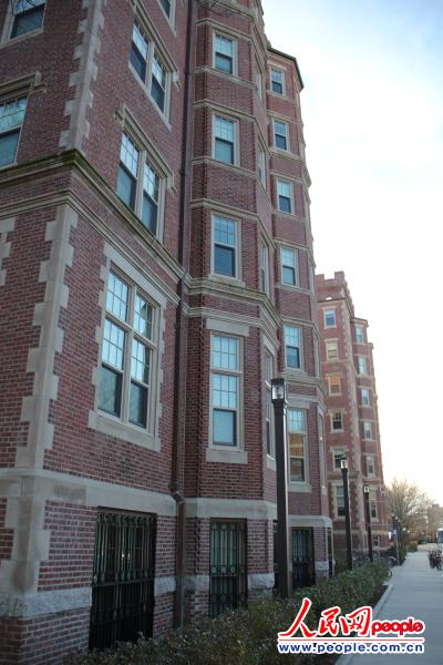 λ����У�^(q��)�ČW(xu��)������Ⱥ��MIT����11��(g��)��������@Щ�������l�R�頖˹��������������O(sh��)Ӌ(j��)ʹ90%���ϵķ��g�������ܺ�߅�L(f��ng)����