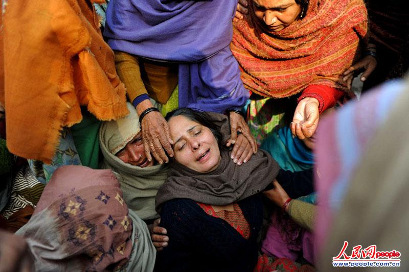 (dng)?sh)ؕr(sh)g20121225ӡµ47qķSubash Tomarڷ(qing)ʾⱩͽ܂t(y)ȥ߀һҕӛBwizamani Singhھ(q)s(qing)ʾߕr(sh)ИDƬԴ|IC (qun) `߱ؾ 