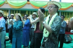 ֵ˹´ѹ(ji)(li)R֮H֔(jn)A񹲺͇(gu)v(lin)͇(gu)ʹ^ȫw^T(gu)´HІ(wn)ףԸף(gu)sʢ(gu)HҸ