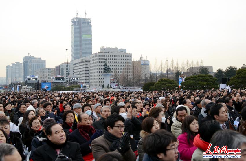 ��7�f�˅��������n���������ǰ�e�еĘ��Ȼݿ��y(t��ng)����Y �zӰӛ�ߣ��O���|