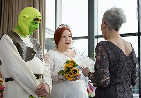 婚禮注冊(cè)現(xiàn)場(chǎng)