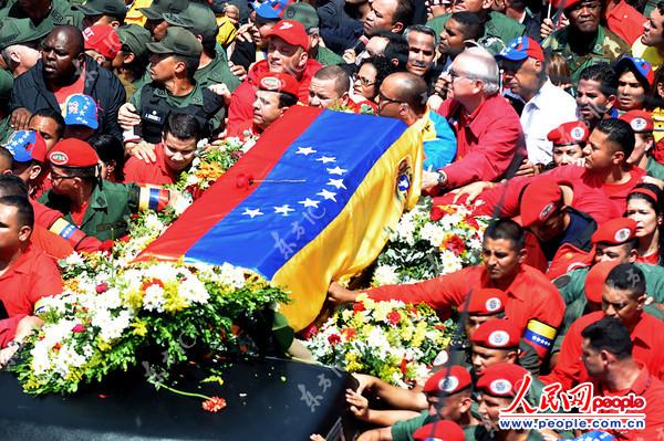 ��(d��ng)?sh��)ؕr�g2013��3��6����ί��(n��i)����������˹�����f˹���`�я�܊���t(y��)Ժ���������׶�܊�W(xu��)Ժ����(sh��)�f��ӿ�Ͻ��^����f˹��e�����DƬ��Դ���|�� IC ���(qu��n)�������`�߱ؾ���