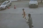 "內(nèi)褲男"狂奔千米抓小偷