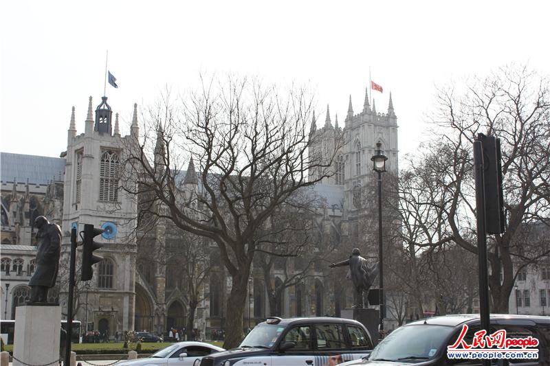 48Ӣ(gu)ǰРȥӢ(gu)T°ʾzӰ