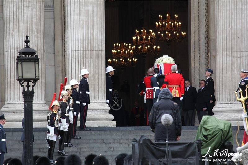 417ӢǰР˵Yʥ_e`M(jn)zӰУ