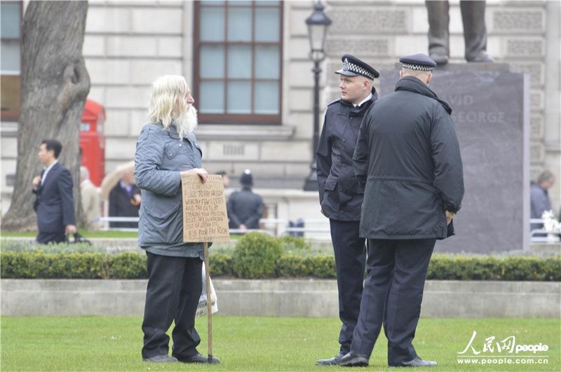 417Ӣ(gu)ǰРY 迹h zӰ