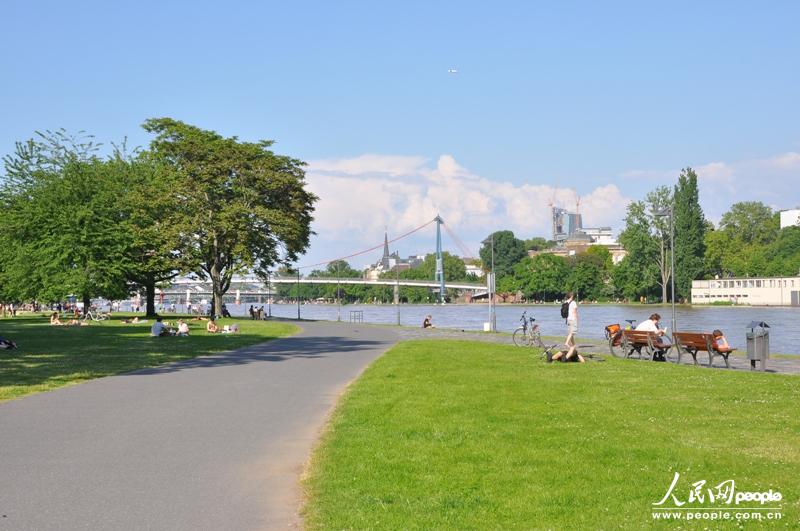 c(din)犣Ǳ°nķm˸ˁ߅ꖹ⡣W(wng) ͤ z