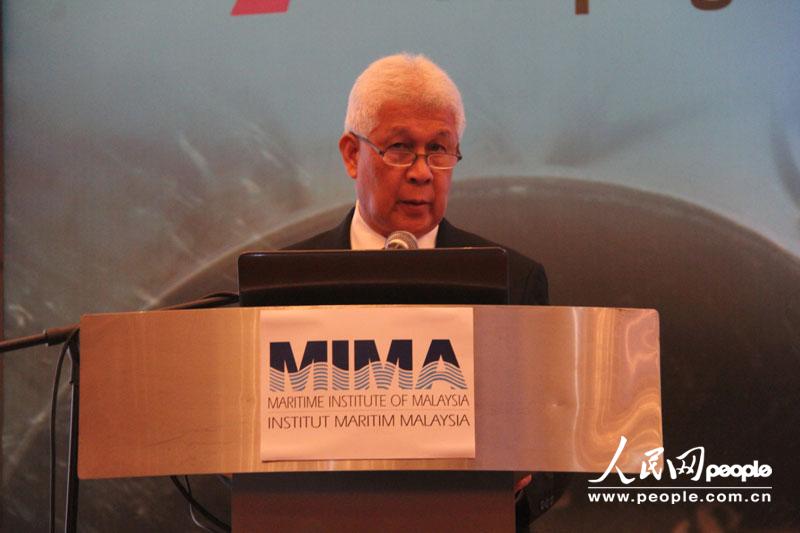 624RоԺekĞڃĵߌR׺{H(hu)hR׶¡_ĻRоԺϯ˹ö˹ﰬ~¡{(ln)ķºĬ£Ahmad Ramli bin Haji Mohd Nor_Ļʽ~(ĔzW(wng)ӛ)