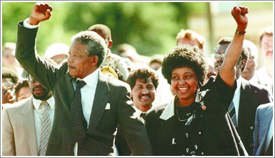 ɞI(lng)1944ꅢǱϷǷˇ(QǇ)1948ꮔxǇ(lin)ˡȫӛ1950ηǇ(lin)ˡȫϯ1952ȺηǇ(zh)ίmʿʡϯȫϯͬɹؽMI(lng)(do)ˡҕ\ӡAȫw˵ϷǮɴΰl(f)ӹĽ 1961꣬I(lng)(do)T\h͵ư˷Nx߳ġϷǹ͇˺D(zhun)bǇI(lng)(do)܊½M֮ìĿ˾ܸLϯځ˹ؐ_ķ\ӴϷǌн(jng)Ʋá 