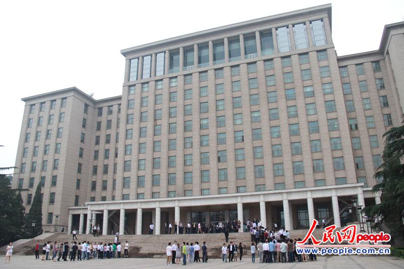 磬ny(tng)ȻAW(xu)l(f)}vDAW(xu)W(xu)ȺzӰģ