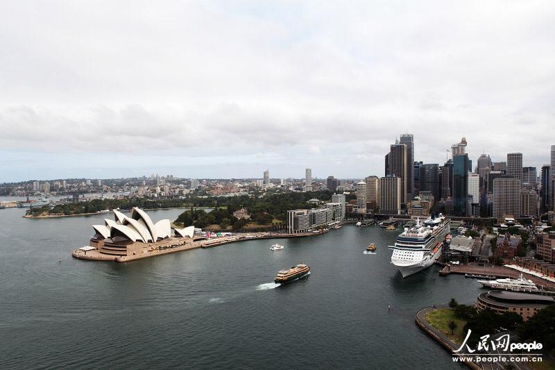 Ϥả۴픶ˣϤ۵M۵zӰ RС