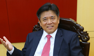 R´ѹ(ji)R֮HҴЇvʹ^ȫw^Tͨ^W(wng)꣡2014Їȫĸ_֮vʹ^ȫwͬ־ӛʹJ؞؈(zh)⽻Լoаͽ40CƄаȫ(zhn)ԻPϵ_Aҕl