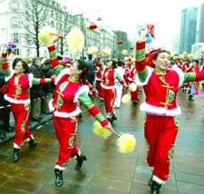 ˲gҊ(jin)CзĻx     1964127գзɇ(gu)ͬr(sh)l(f)(lin)Ϲ(bo)⽻P(gun)ϵ    (gu)ɞ(gu)еһ(g)cЇ(gu)ʽć(gu)зɇ(gu)ѺP(gun)ϵĚvʷɴ˷_(ki)µһ(y)ɇ(gu)gĻcҲS֮Vµƪ    1957Ї(gu)ӰƬSc(gu)˹ˇg(sh)Ƭ˾ĔzӰL(fng)~2009324(gu)Rm^ٷW(wng)վʽƳİo(w)(sh)Ļ(dng)ڲ韵зP(gun)ϵʷ㑿¾ӡӛ׌҂؜зĻʷώׂ(g)Ҫ˲gٴθЩĻ(dng)ڇ(gu)c(gu)֮gl(f)]Ҫ