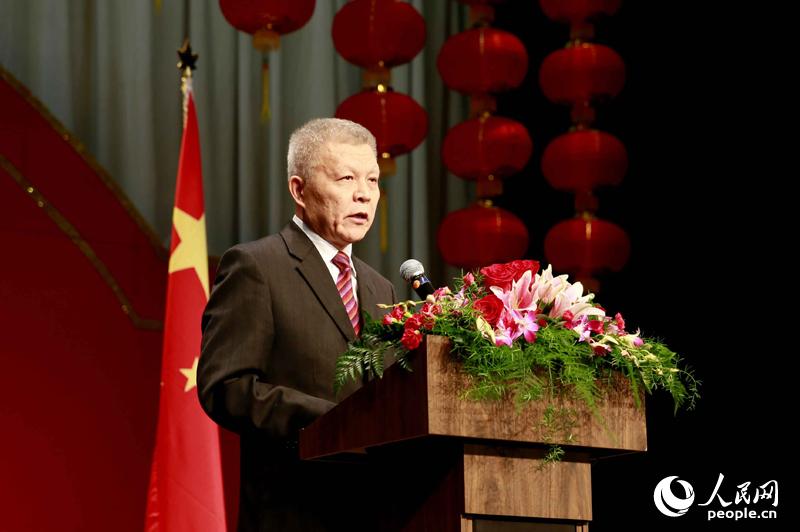 王新平總領(lǐng)事