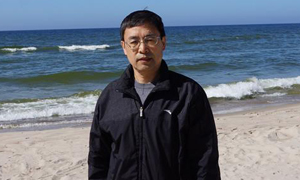 ֵ´ѹ(ji)֮H֔(jn)vʹ^ȫwͬ־ͨ^W(wng)µһvʹ^^m(x)JM(jn)ȡƄP(gun)ϵ(wn)l(f)չиŬ錍F(xin)Ї͘(gu)CMd֮