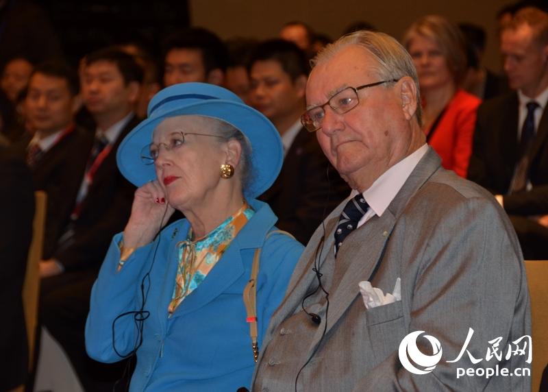 ŮϾϯɳm(x)l(f)չzӰW ͤ