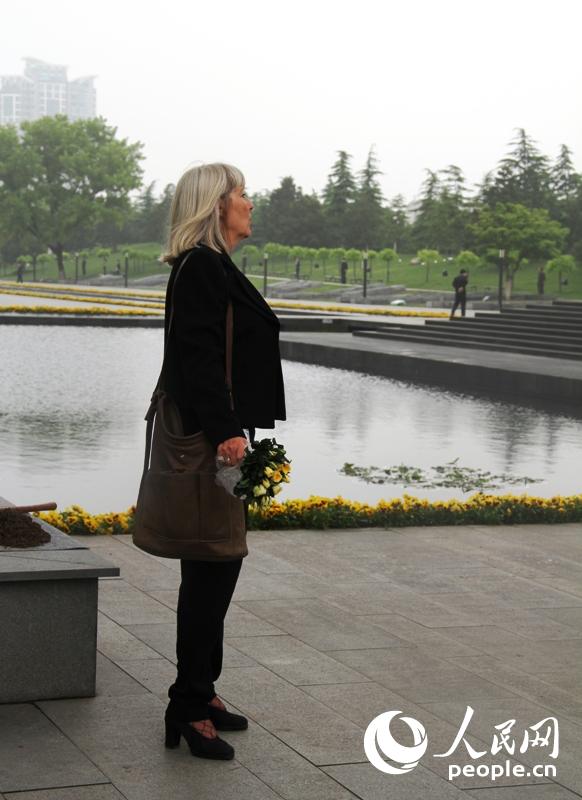 ؐŮϾo^DƬɵvAʹ^ṩ