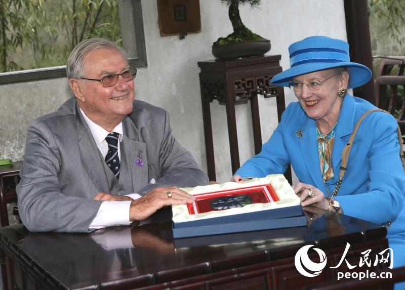 ŮD@ٛ(zng)һݼo(j)ƷzӰ