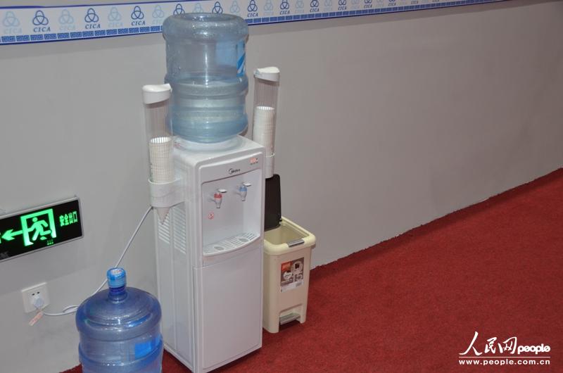 ȃ(ni)ṩM(fi)ˮ