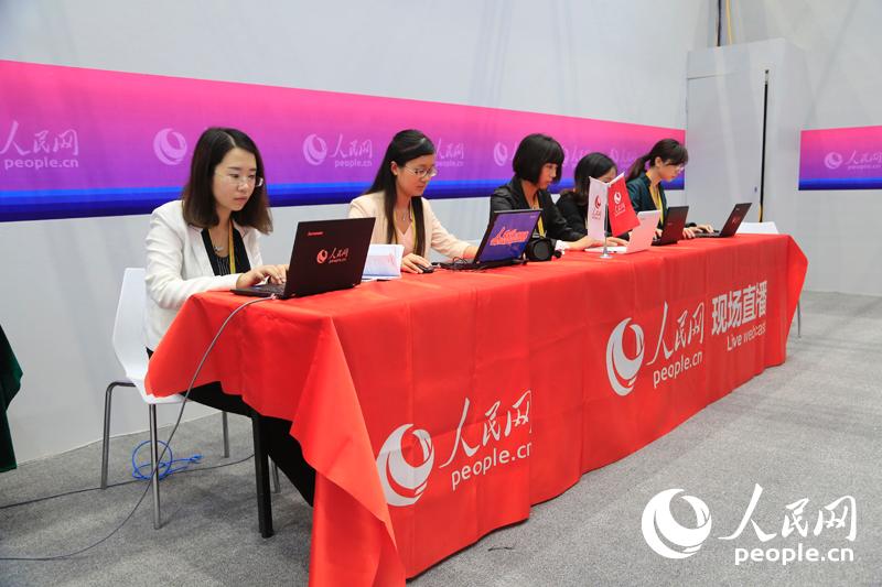 :W(wng)ǰMֱ(x)ϯvԒ(zhn)䡾3