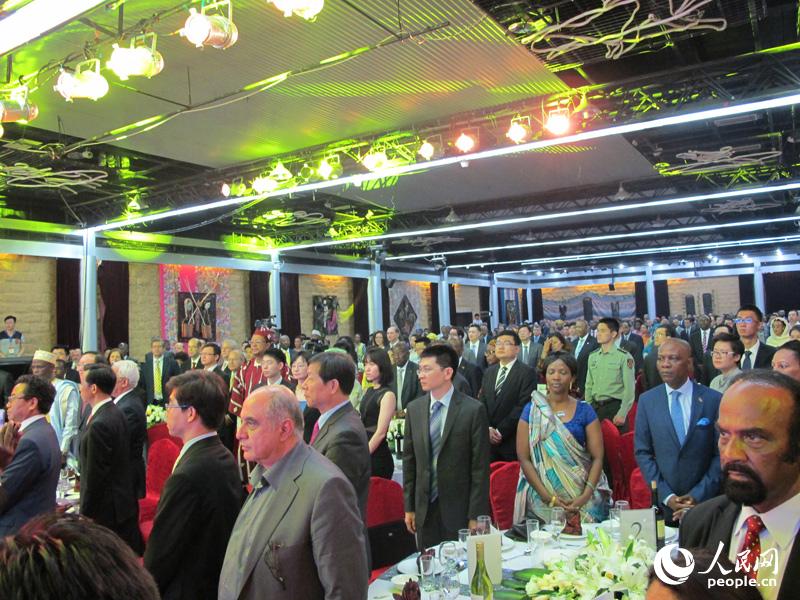 c(dng)_(ki)ʼǰЇ(gu)(gu)ͷ˸衣