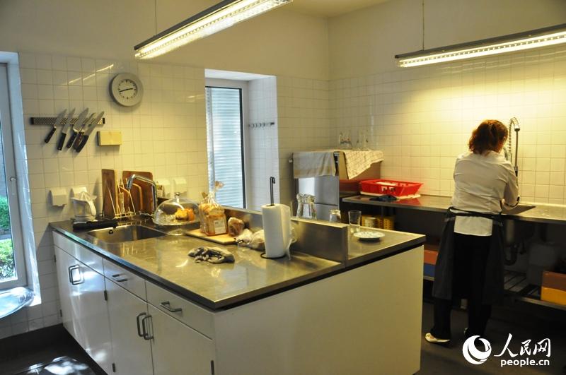 NһǵĹˆTzӰW(wng) ͤ