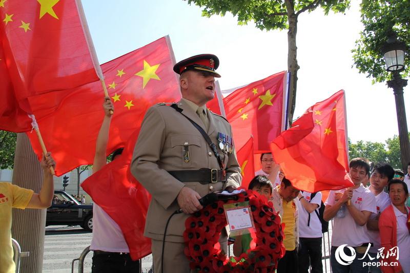 Ӣvʹ^ķؐ_ʼǰl(f)һ(zhn)РЇ¾W(wng)ӛѩz