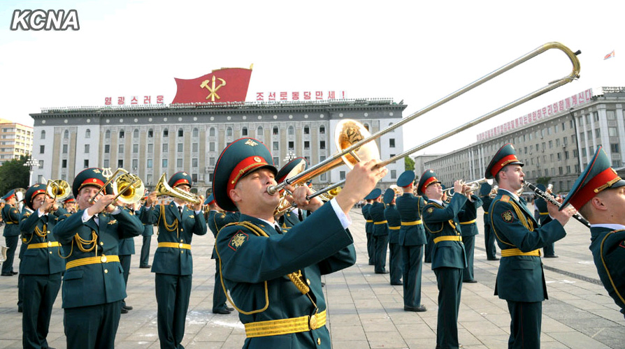 6��28��������ɇ�܊���(du��)ƽ���ֵ����б������񱊇��^����������DƬ��