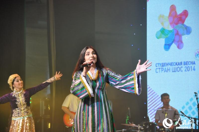 ���Ԟ�Ɲ�e��˹̹�ĸ������ZԪ���z