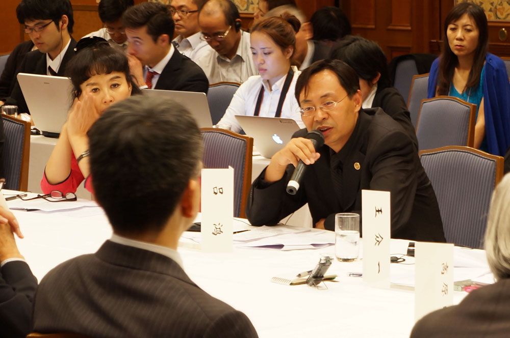 Ո߼݋H(w)ίT ѩz