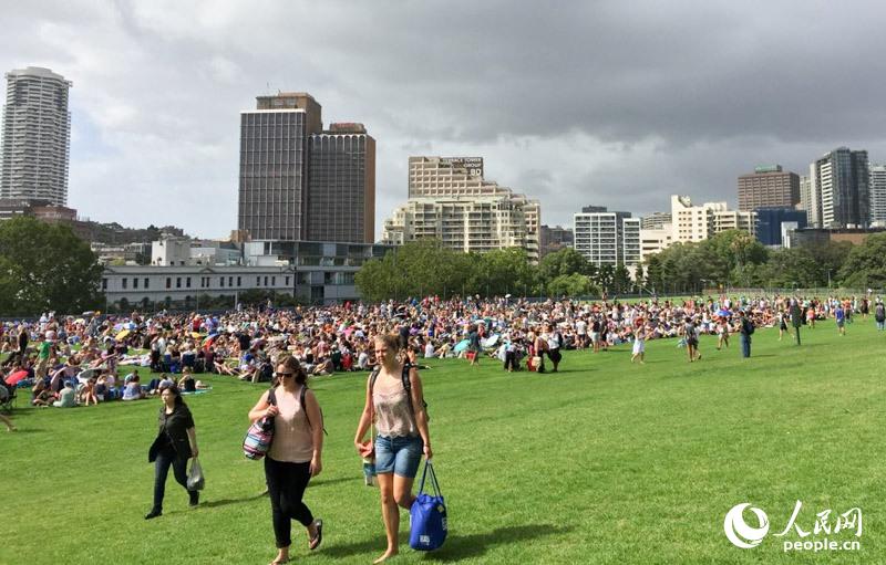 Ϥ160f(wn)Ͻ^zӰ һQ