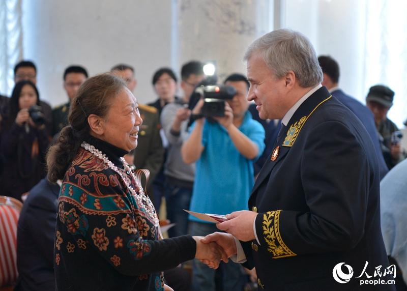 _˹ʹCl(f)(jing)?w)? ><div   id=