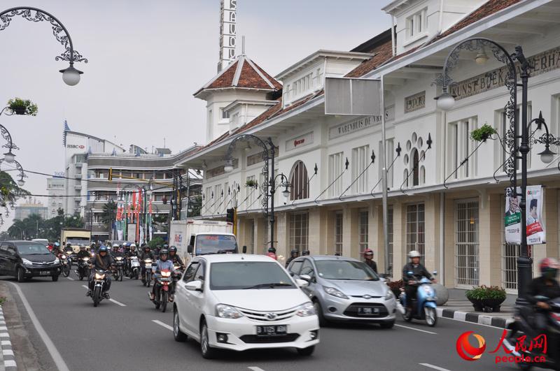 D遆Ǵ־60ǰI(lng)_֠l(f)е(d)Bӕ(hu)hꁆI(lng)(do)߀(hu)@·