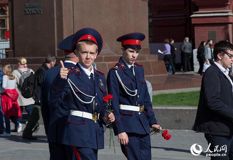 ܊УČWʂoIWӛ R z