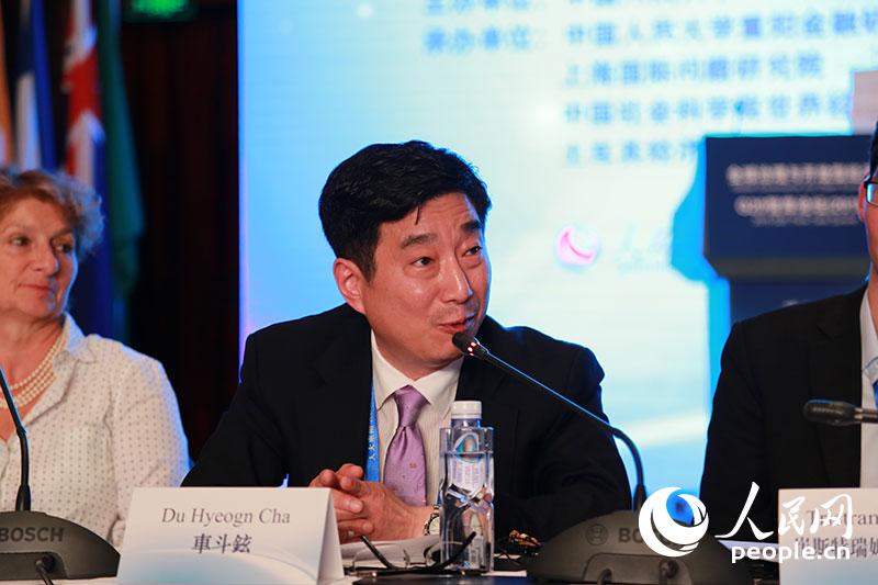 ܵ⽻L(zhng)߼(j)؄e-܇C־_(d)z