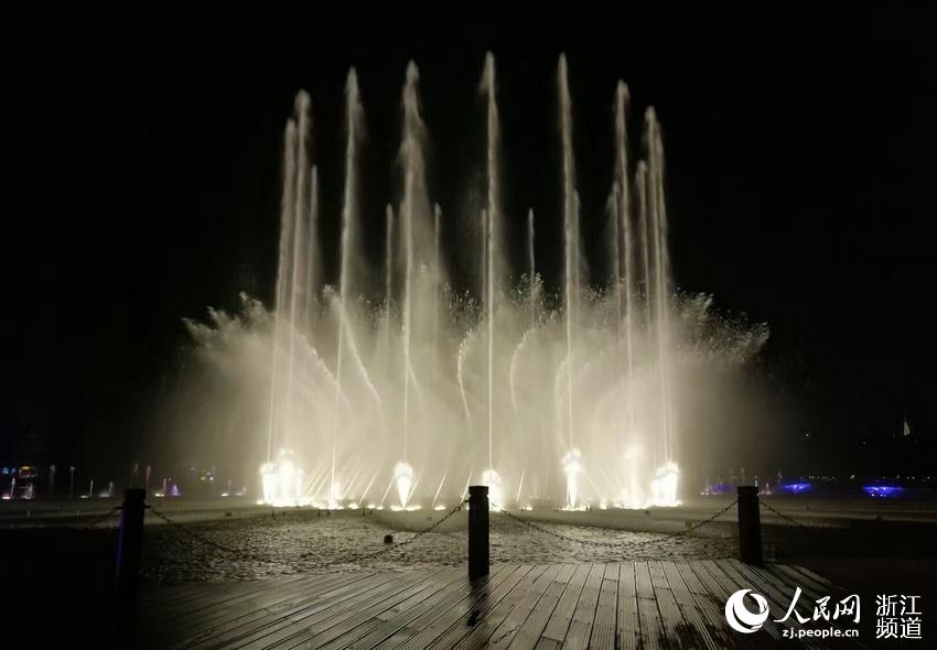 ȪλںI@L126׵ġȪ˂չ¶Lˡ ־ z