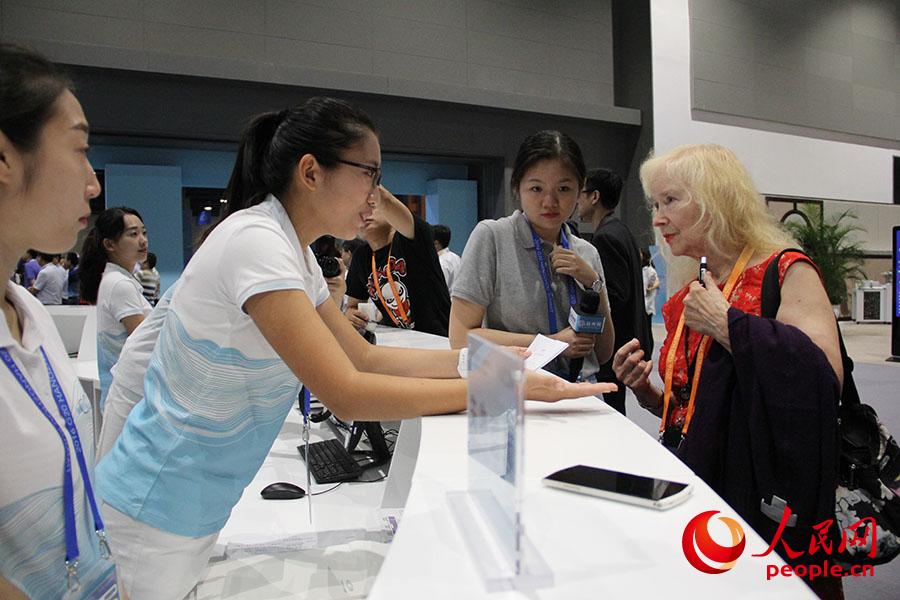 ־ԸߡСɡڽoӛ߷(w)  z