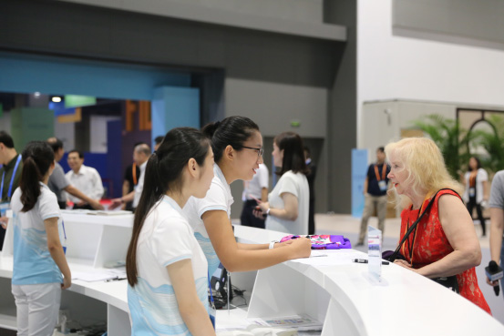 ӛCARLA STEA L֮ǰһλЇˣڷ_MвLӛ