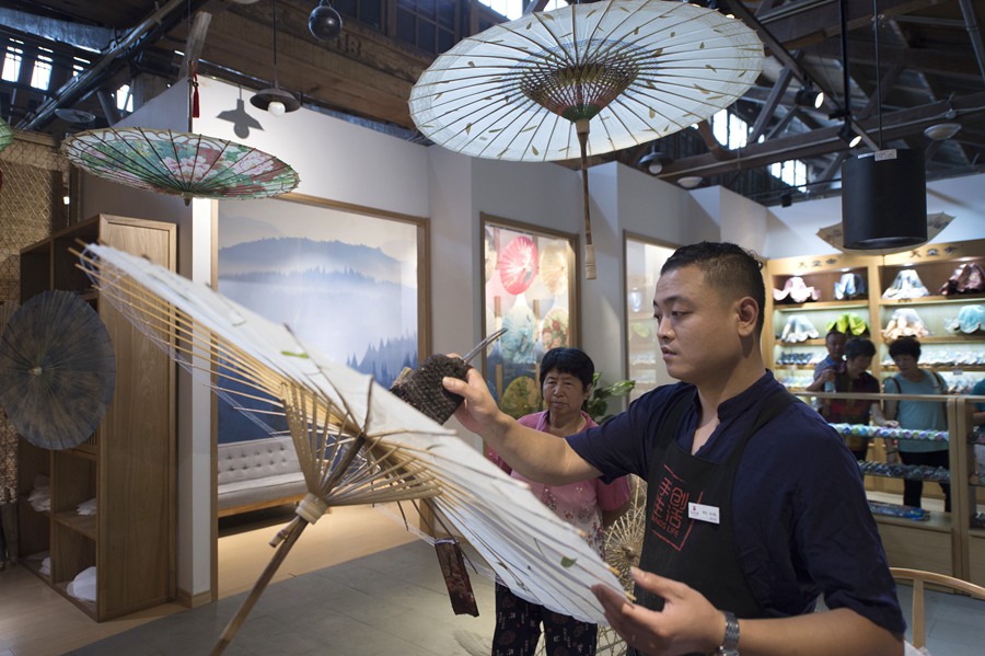 91^^ͼչʾAӛ ϟ z