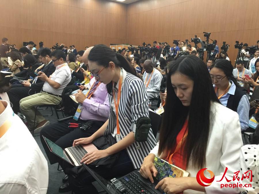 WӛĔzF(xin) Wӛߴtz