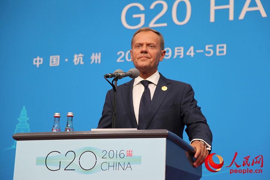 WϯD˹˴ӛ߆ Zdi z