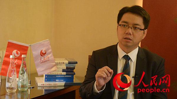 中國人民大學(xué)重陽金融研究院執(zhí)行院長王文接受人民網(wǎng)專訪