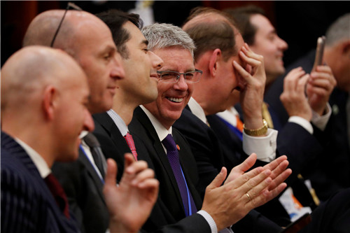 ˴100ҴI(y)ߌՈͬLA~ֻиͨfȌI(y)28 I(y)ߌӁA