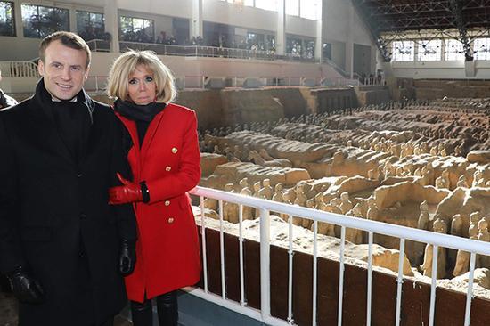 څ^֮Ry(tng)}~xゃ?c)@x͵ĚvʷzEӴ҂@(g)ڵµ܊(du)ҕڰ˴EǮ(dng)֮o(w)҂f(shu)ʼ״νy(tng)һЇ(gu)ĺꂥI(y)Ը@Щصđ(zhn)ʿo(w)܉δ(li)o҂ͬĆ