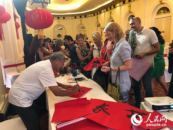 “歡樂(lè)春節(jié)·中國(guó)日”走進(jìn)斯里蘭卡【2】